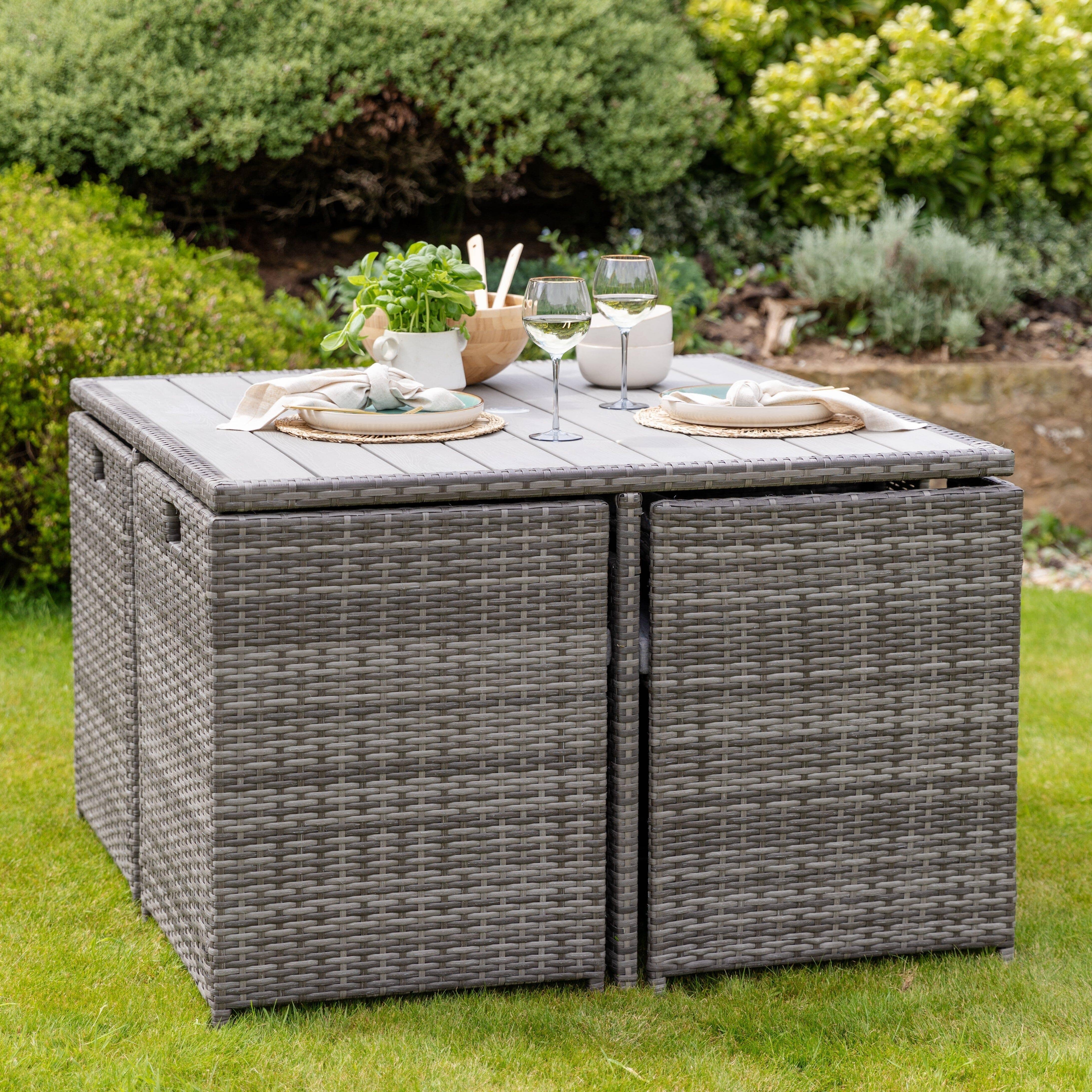 Cube 8 Seater Rattan Outdoor Dining Set Grey LED Premium Parasol - Grey Weave Polywood Top - Image 6