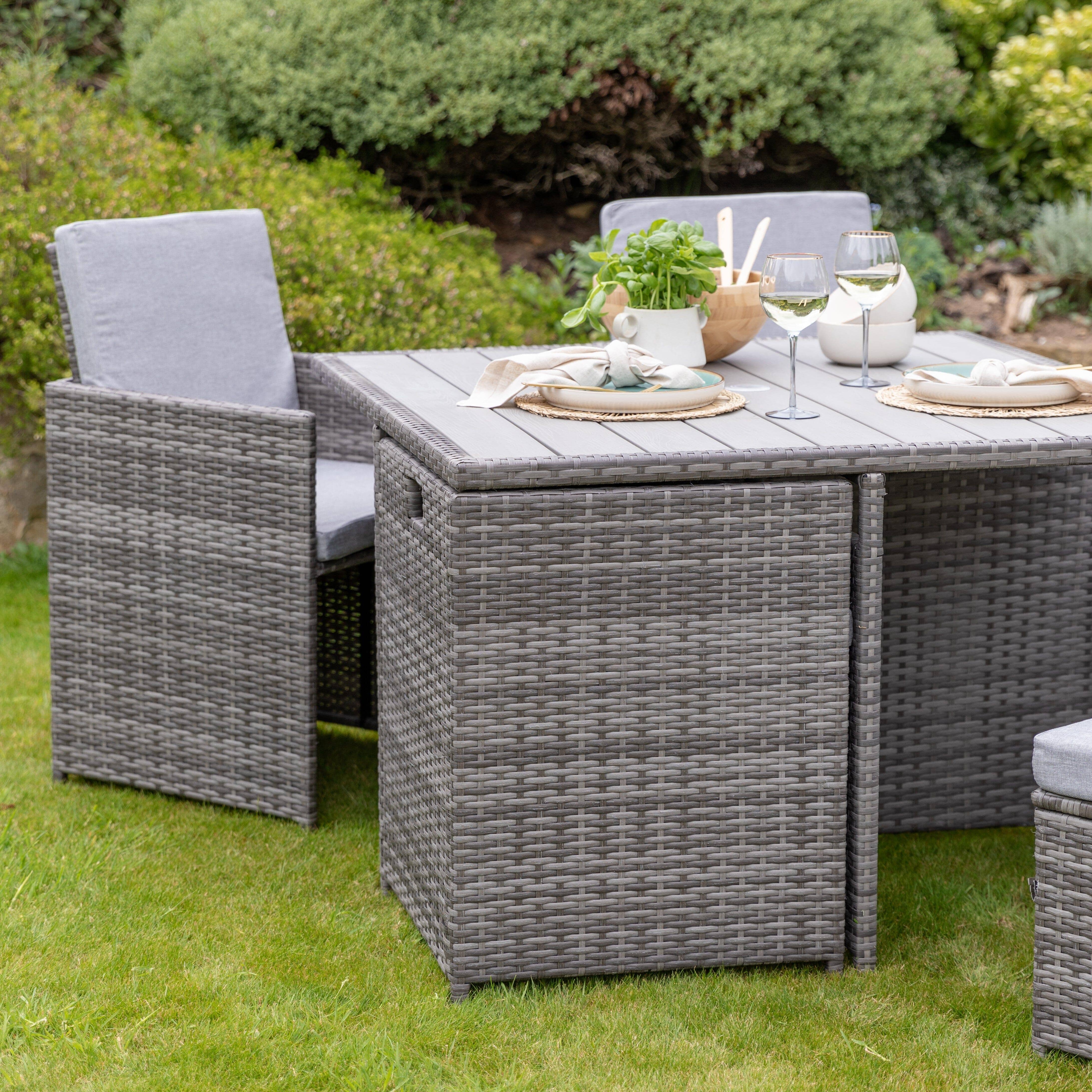 Cube 8 Seater Rattan Outdoor Dining Set Grey LED Premium Parasol - Grey Weave Polywood Top - Image 7