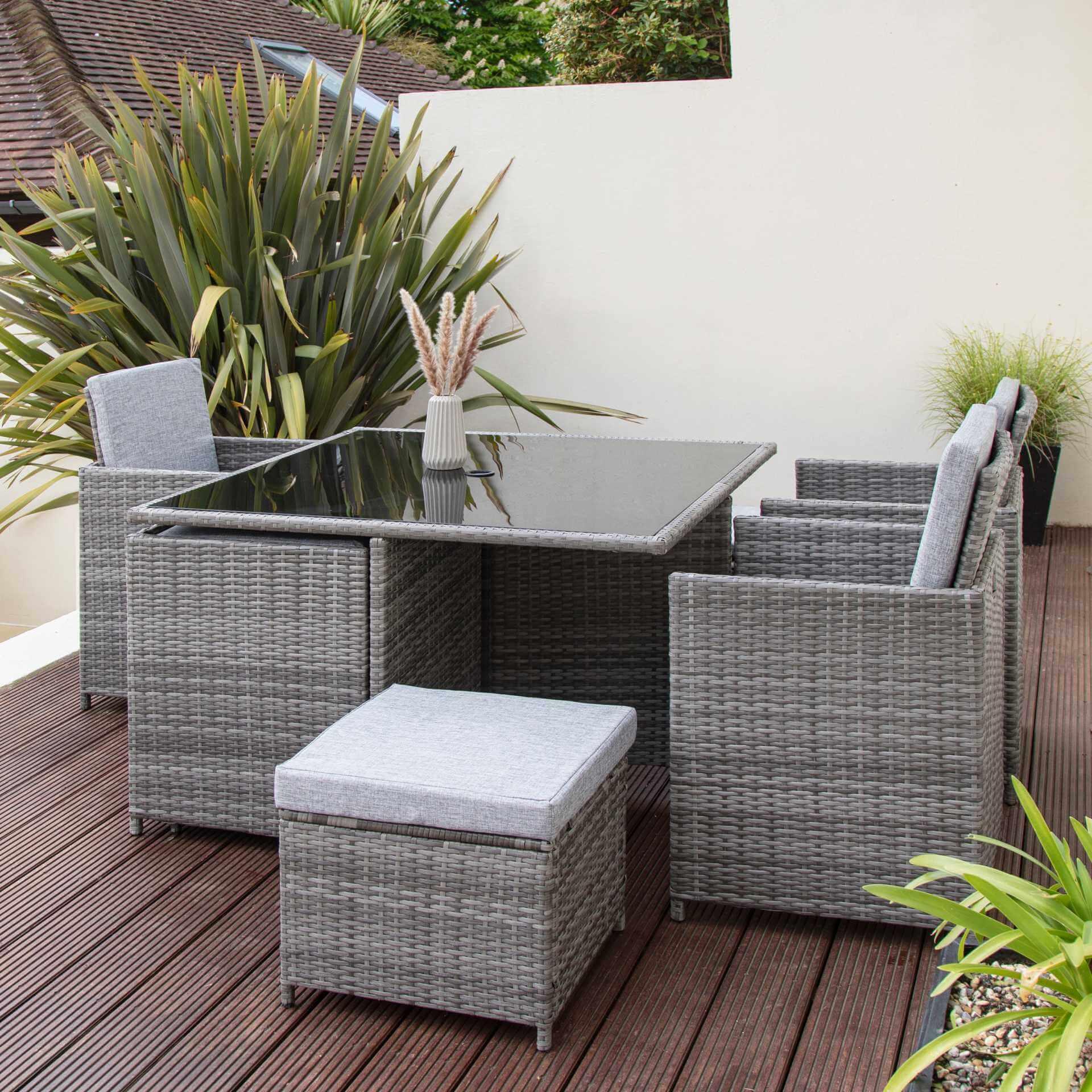 Cube 8 Seater Rattan Outdoor Dining Set with Parasol - Grey Weave - Image 6