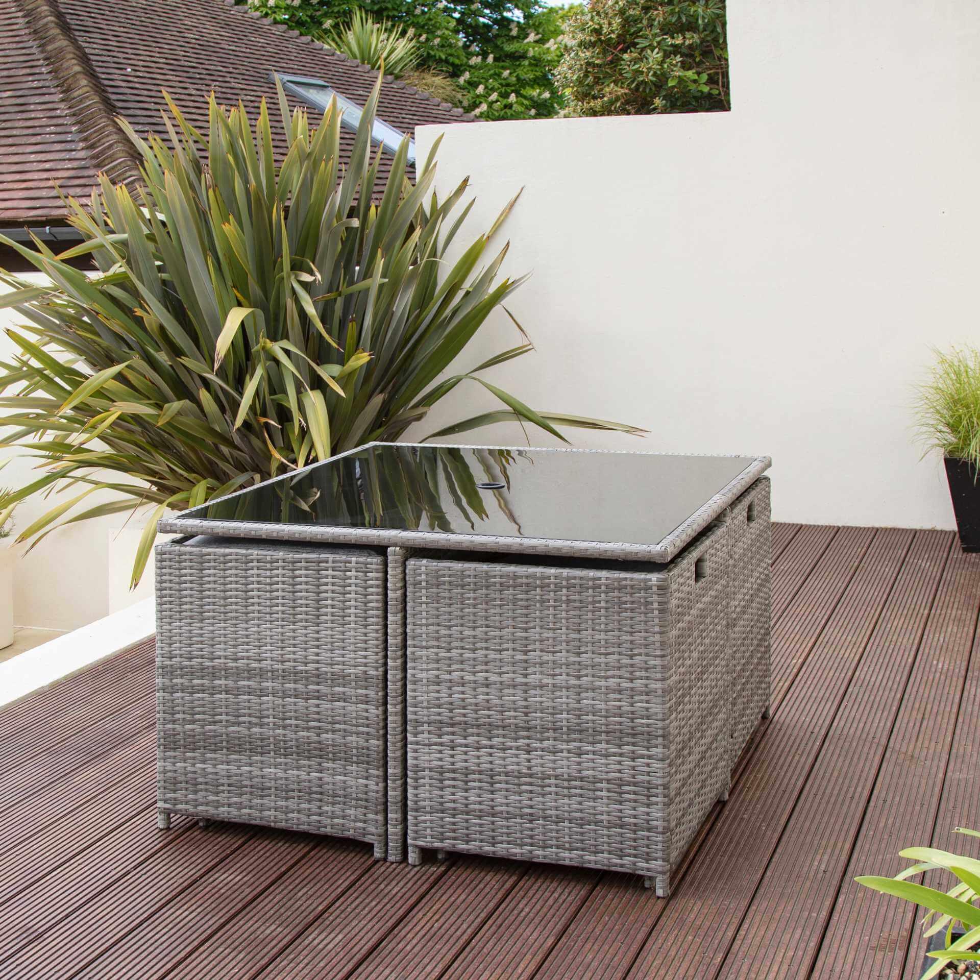 Cube 8 Seater Rattan Outdoor Dining Set with Parasol - Grey Weave - Image 7