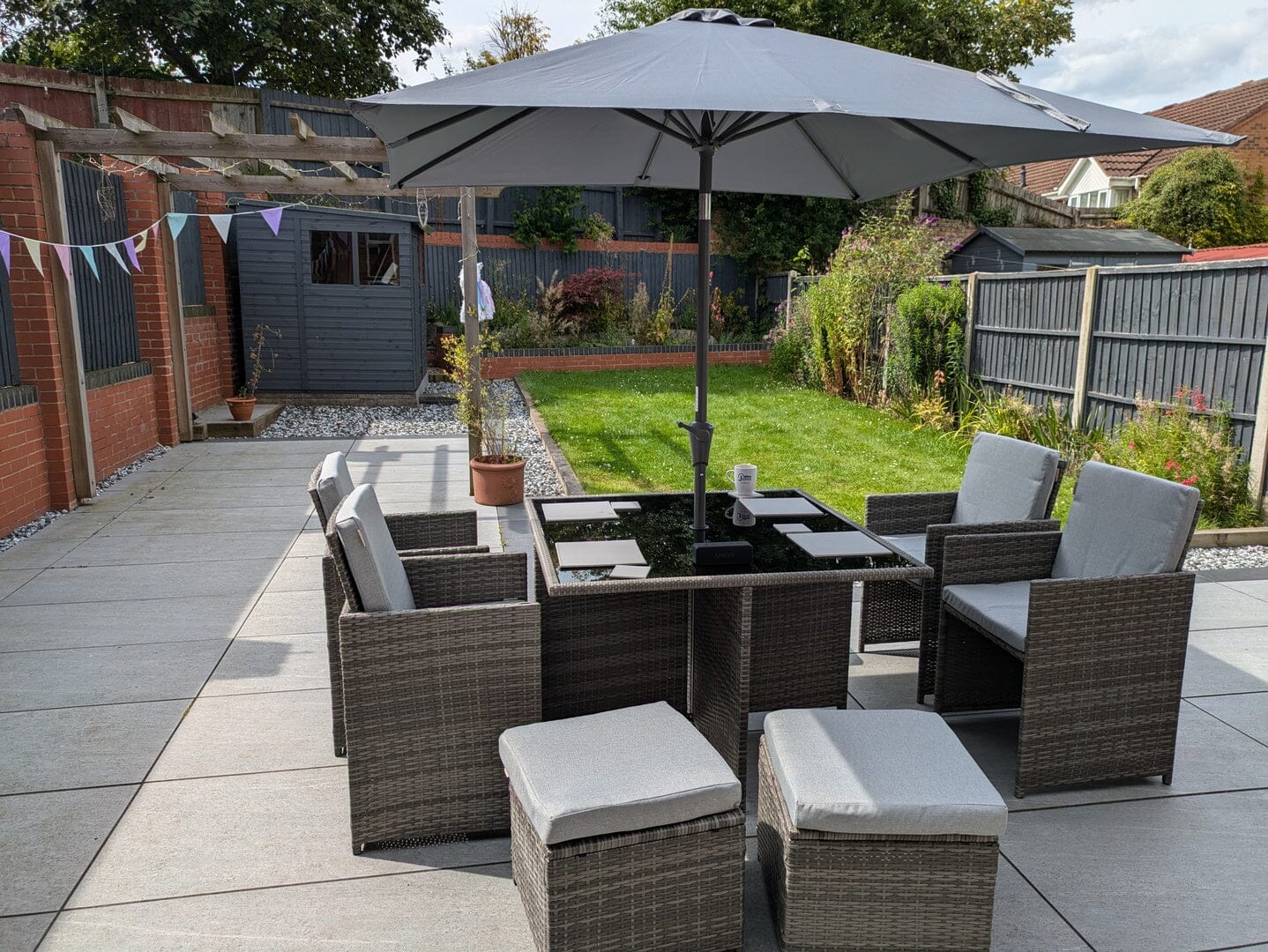 Cube 8 Seater Rattan Outdoor Dining Set with Grey Parasol - Grey Weave - Image 5