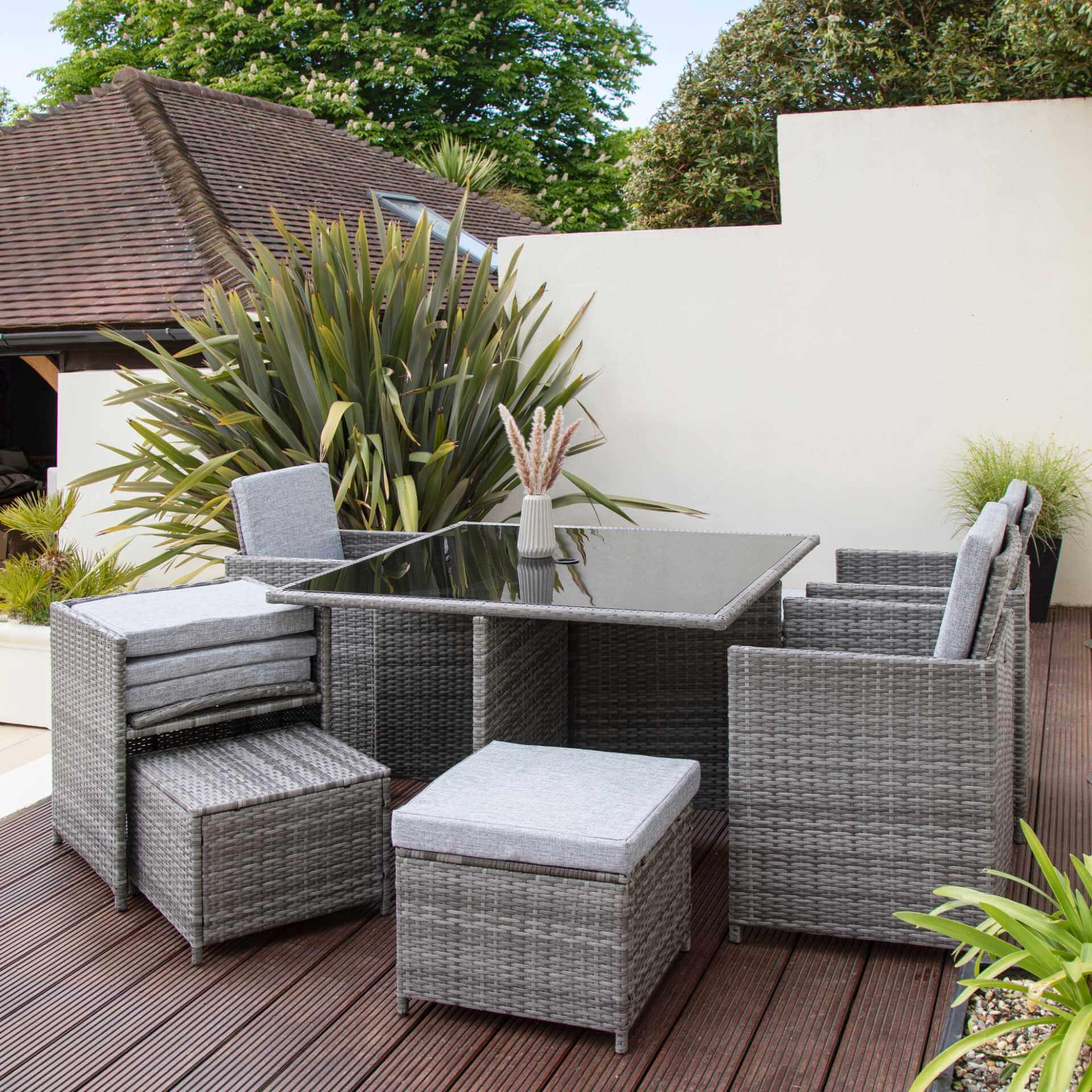 Cube 8 Seater Rattan Outdoor Dining Set with Grey Parasol - Grey Weave - Image 6