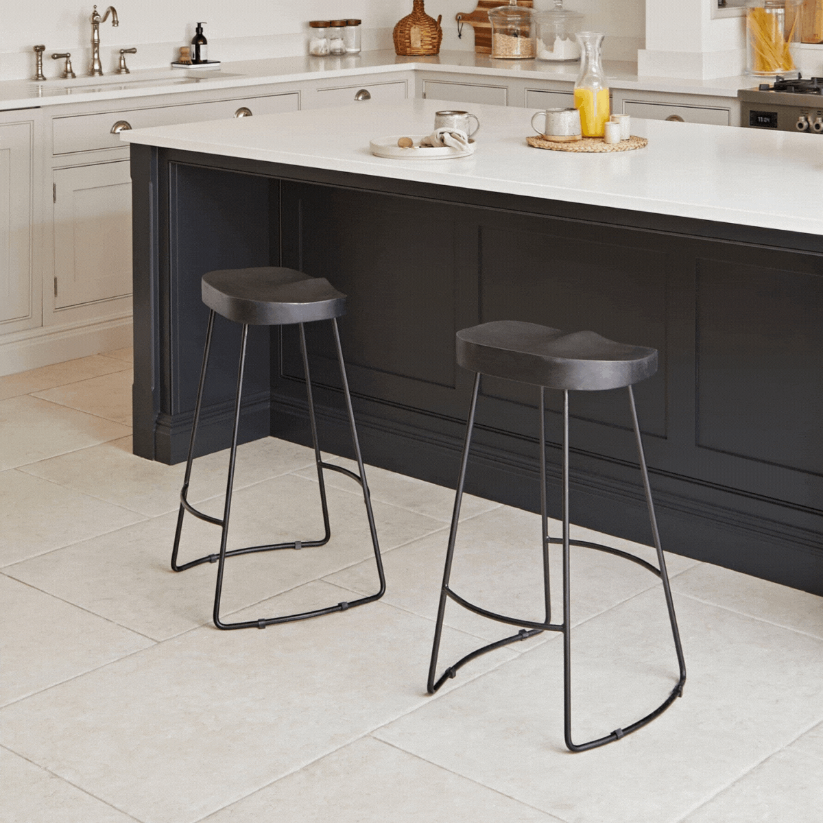 Aiden Black Mango Wood Backless Bar Stools - Set of 2 - Black Iron Legs - Image 3