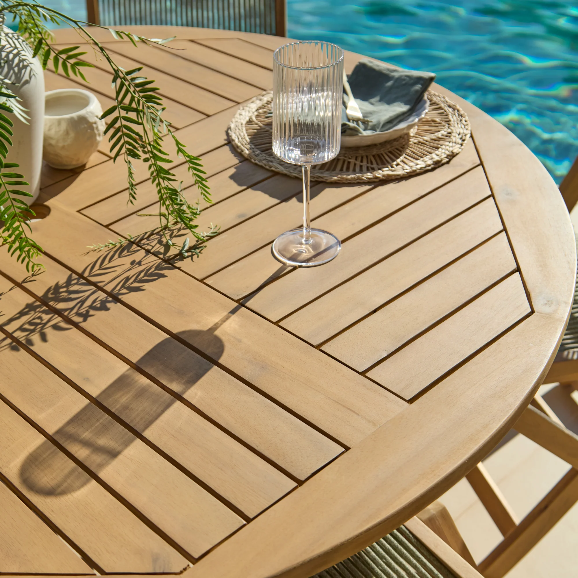 Ashby 6 Seater White Acacia Garden Dining Set with Cove Green Rope Chairs - 130cm - Image 5