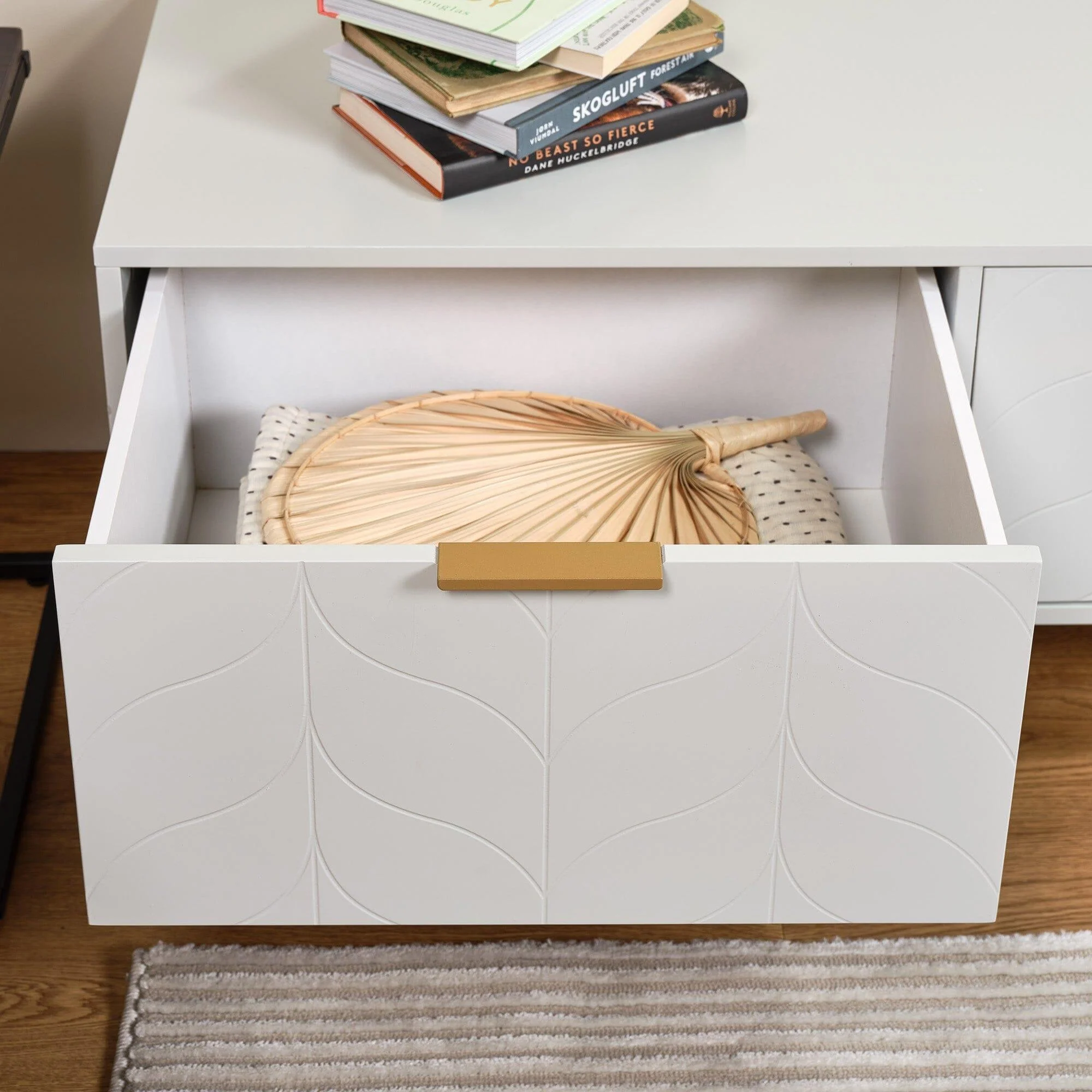 Gloria Grey TV Unit - Image 3