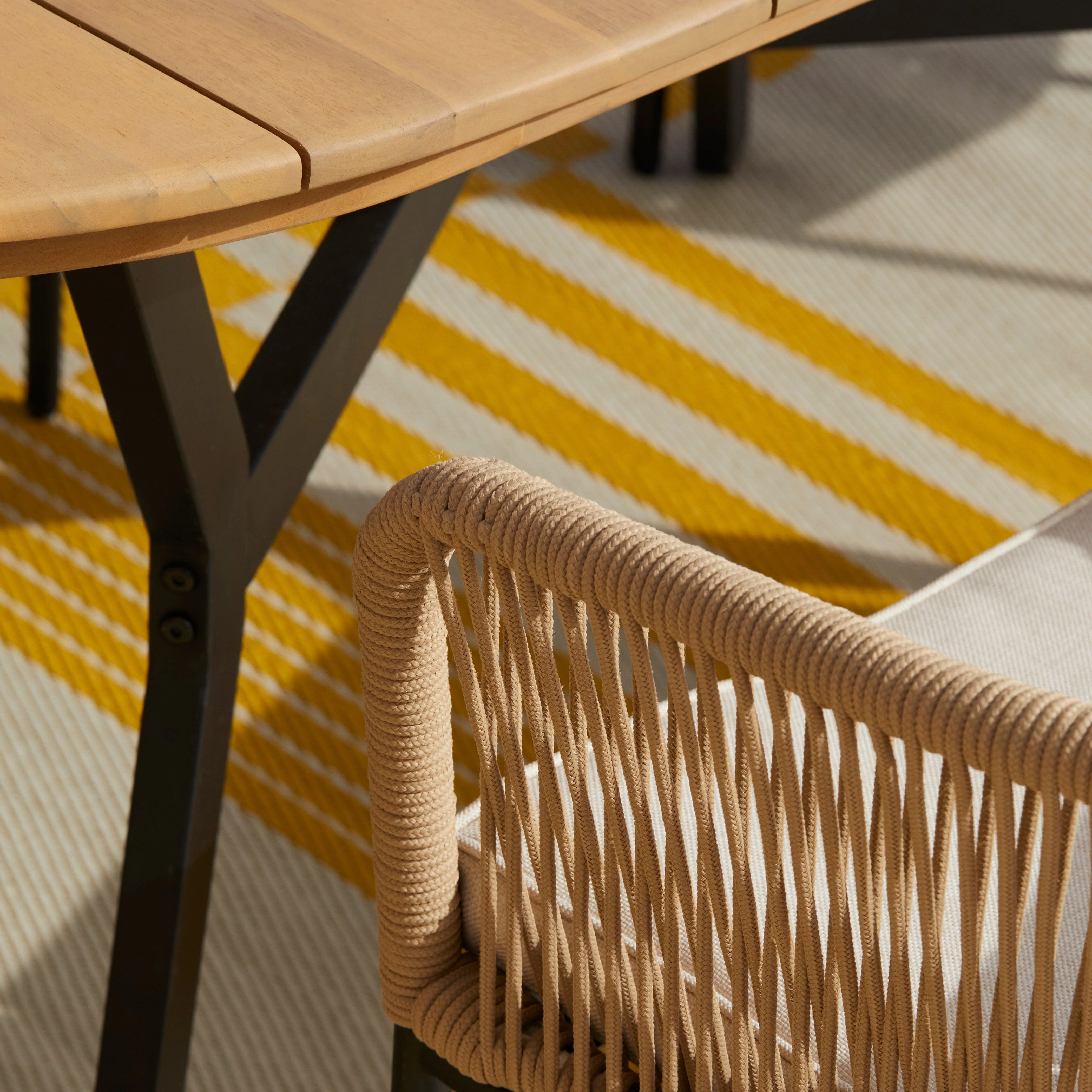 Ezra 6 Seater Oval Wooden Garden Dining Set with 6 Hali Natural Rope Chairs - Image 9