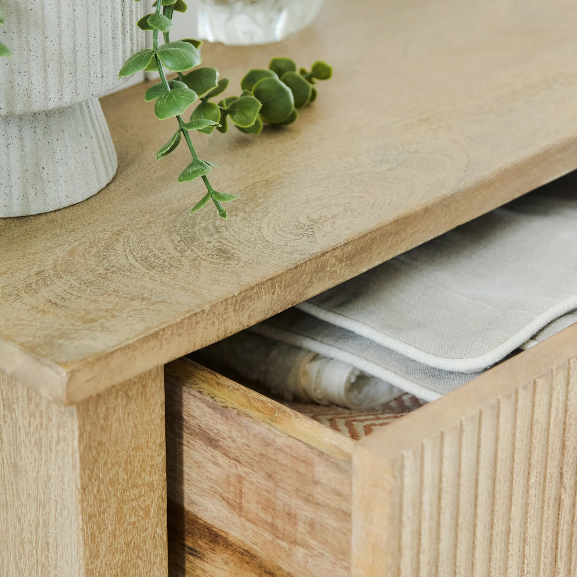 Jade 5 Drawer Tallboy - Chalked Mango Wood - Image 5