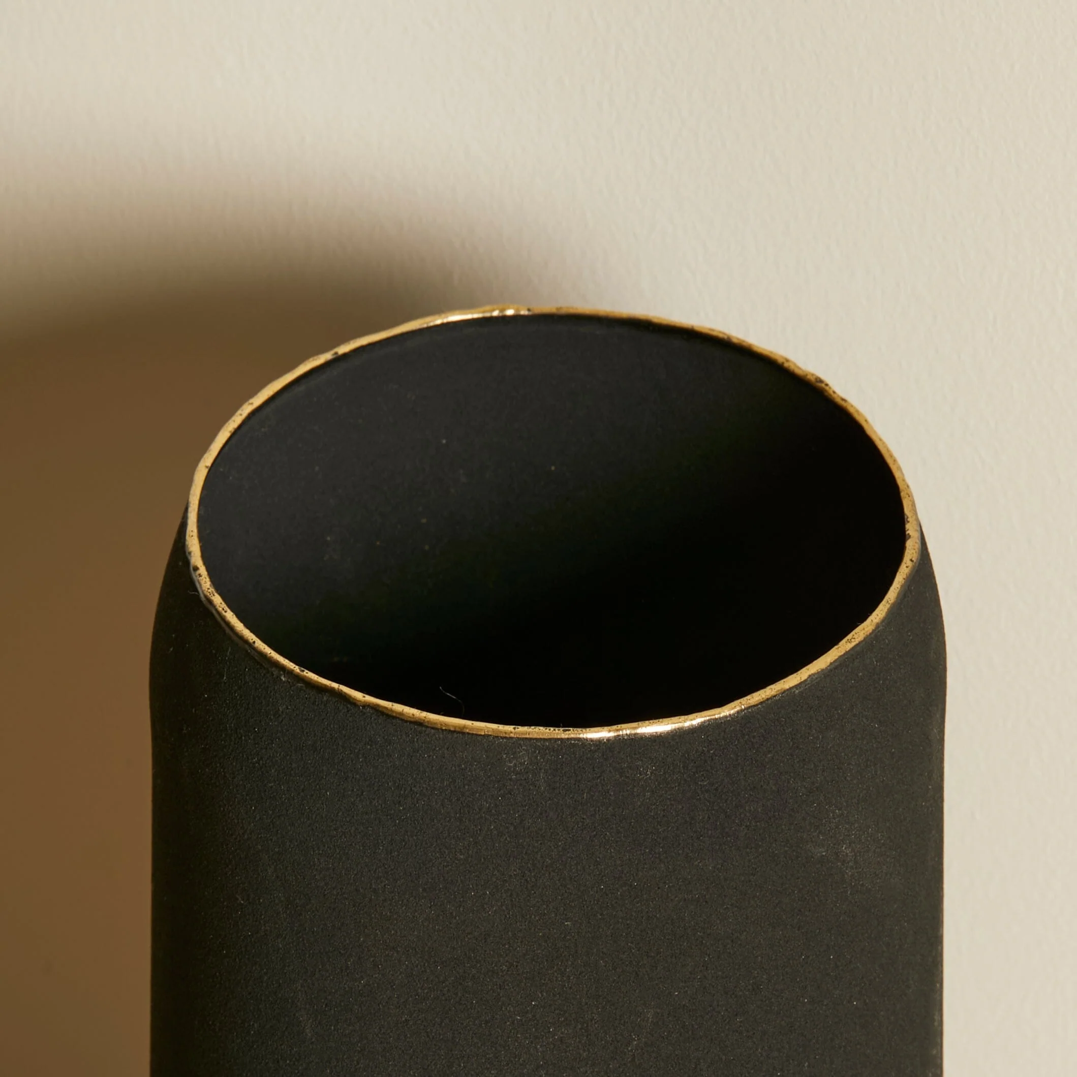 Chaldon 17cm Metal Vase - Black - Image 4