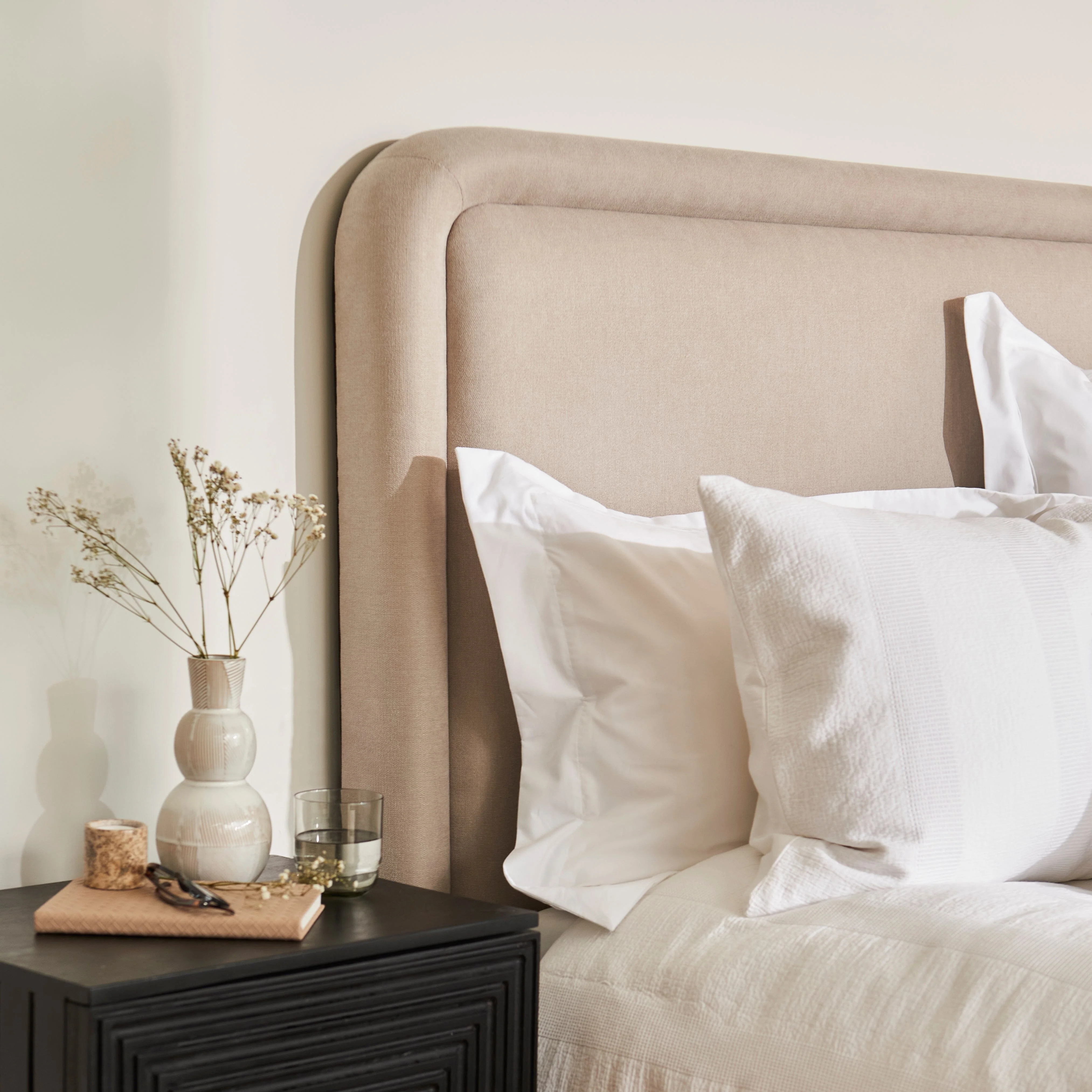 Colden 20cm Ceramic Vase - White - Image 3