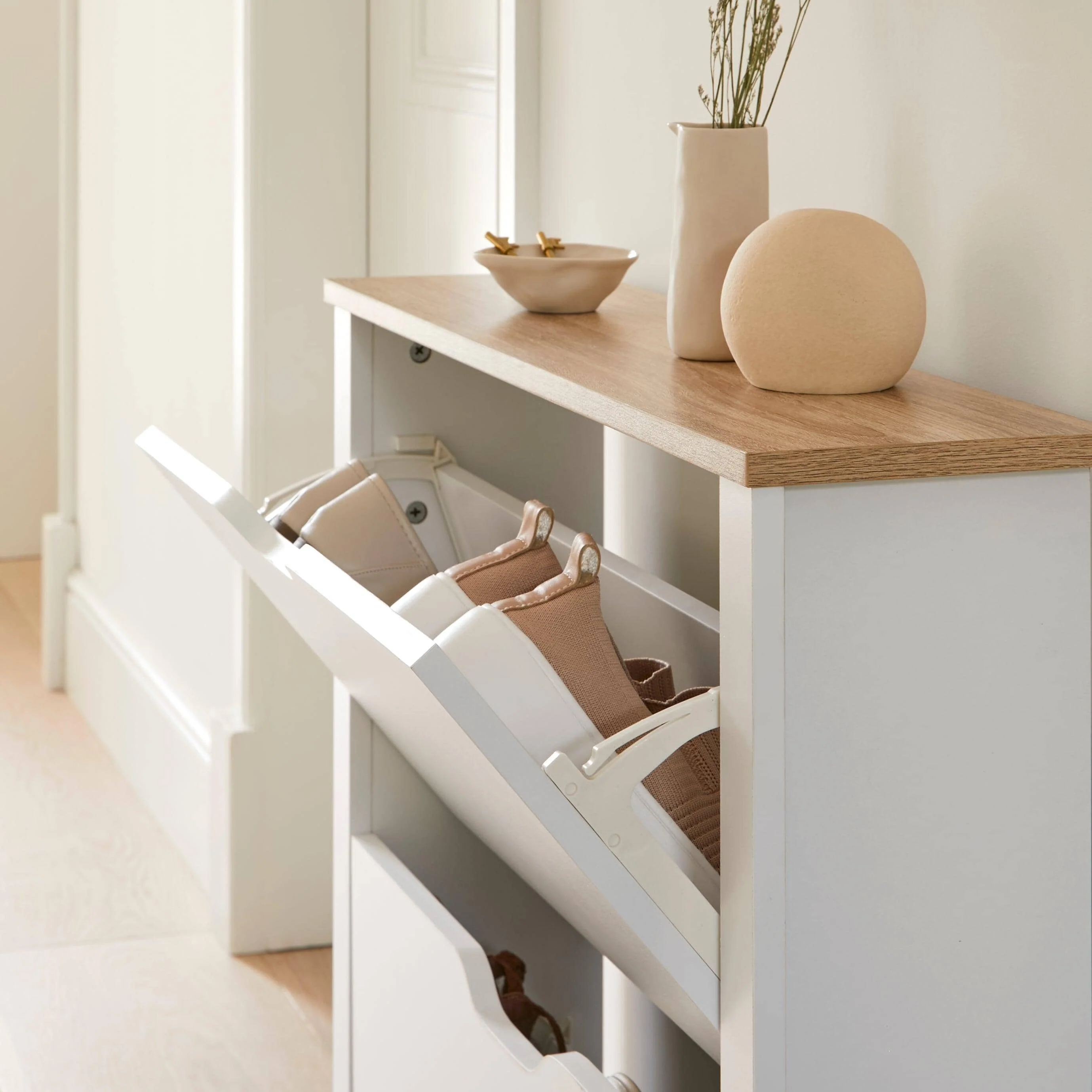 Windsor Shoe Cabinet - 2 Door - White - Image 4